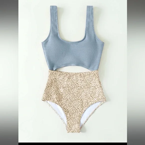 Women one piece multi colored swim suit - Picture 4 of 5